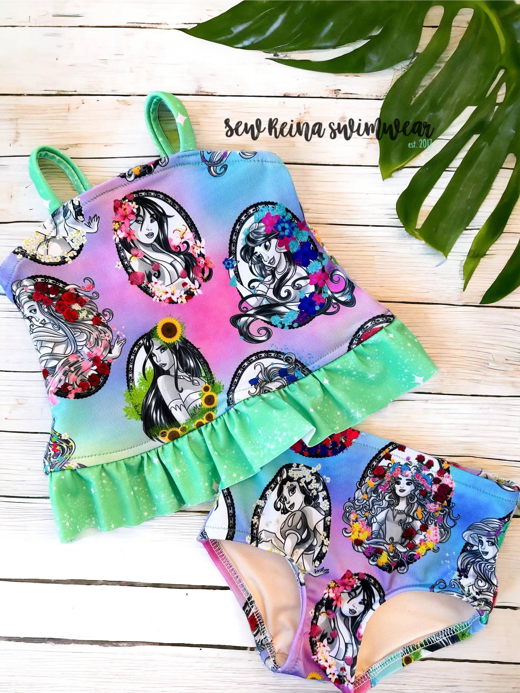 2T Princess Tankini, RTS