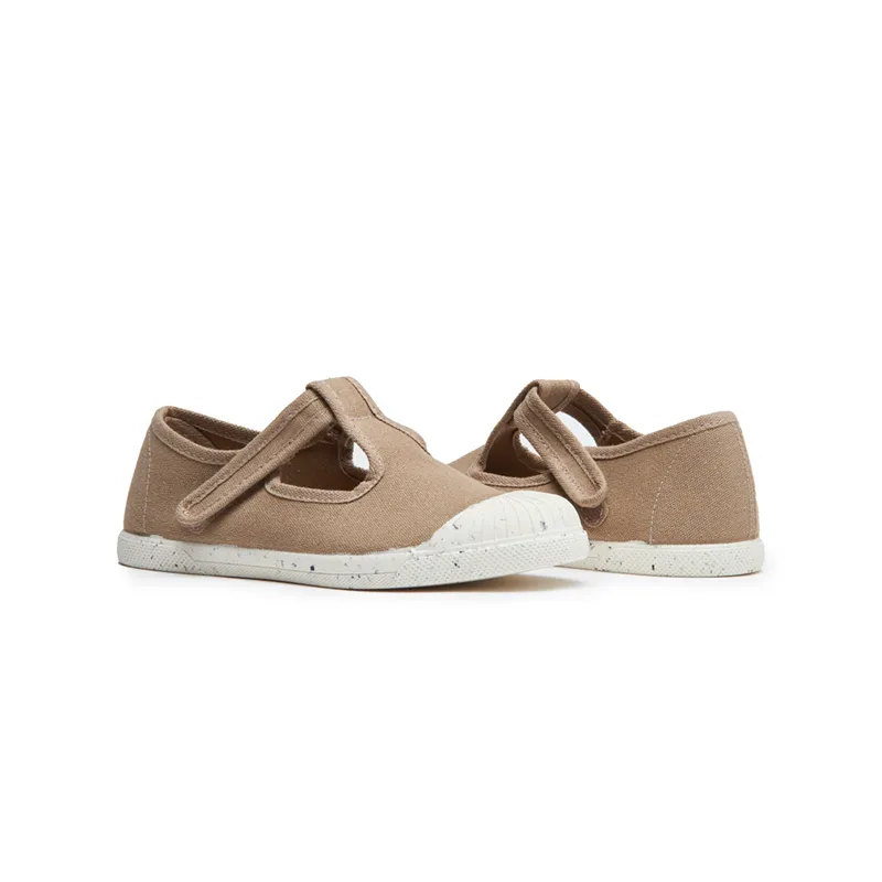 ECO-friendly T-band Sneakers in Camel