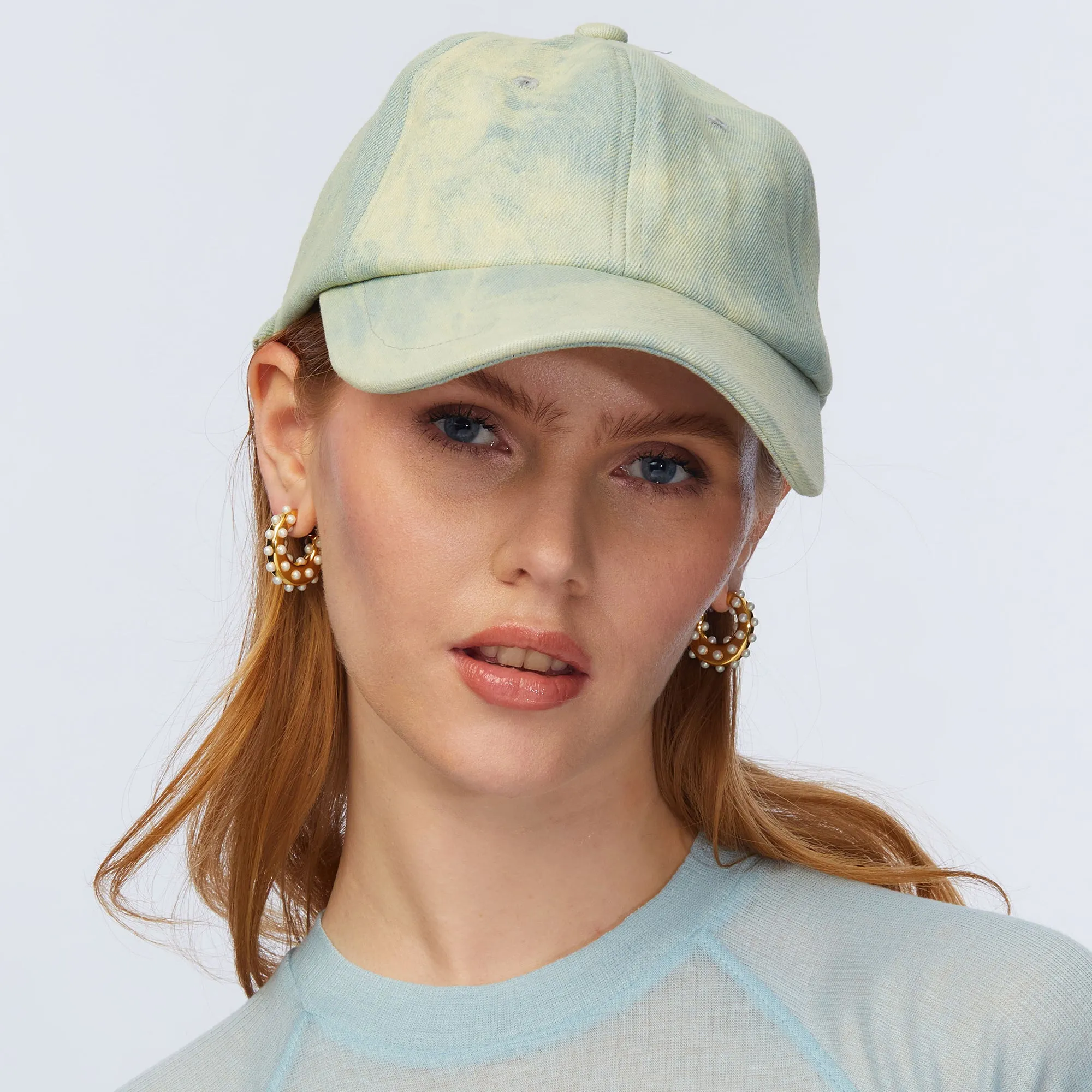 FADED DENIM BOW EMBELLISHED DENIM BASEBALL CAP