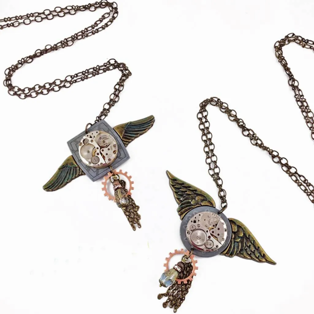 flying through time // steampunk watch and gear necklace