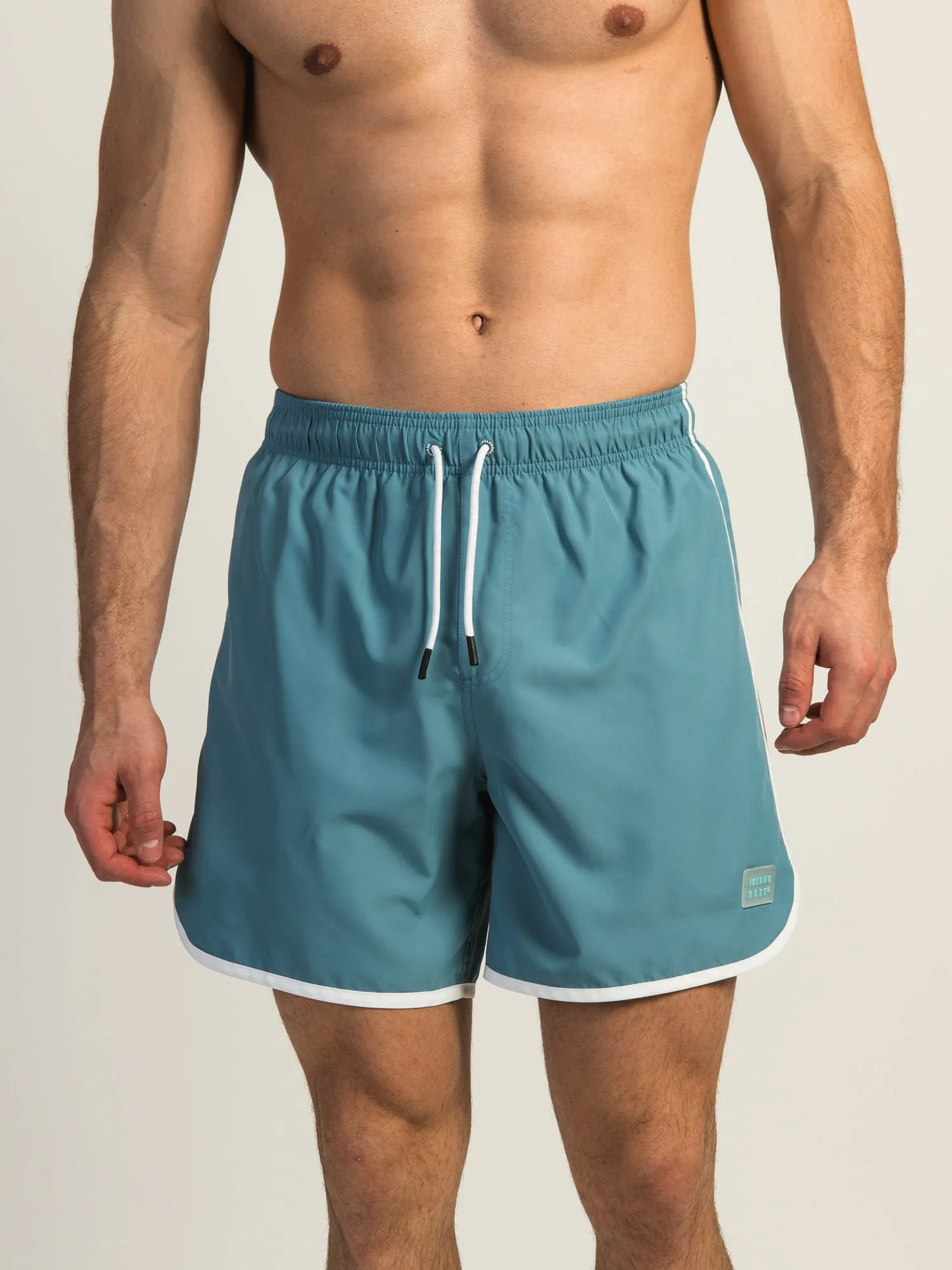 ISLAND HAZE 7 SCALLOP SHORT