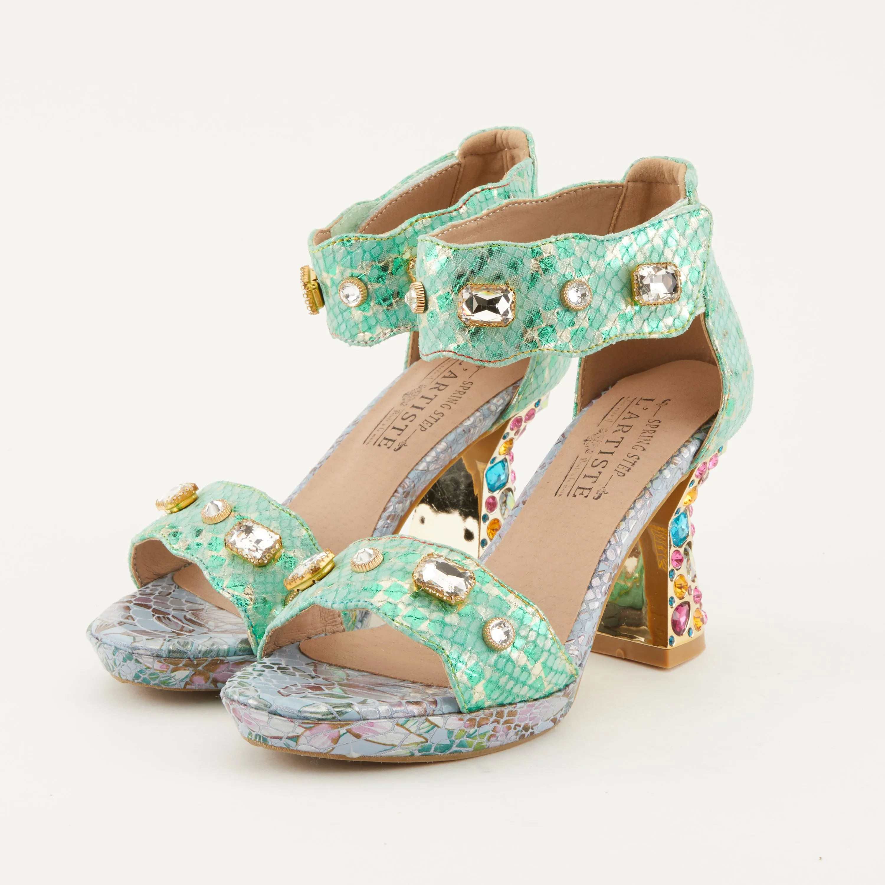 L'ARTISTE JEWELL CLOSED BACK SANDALS