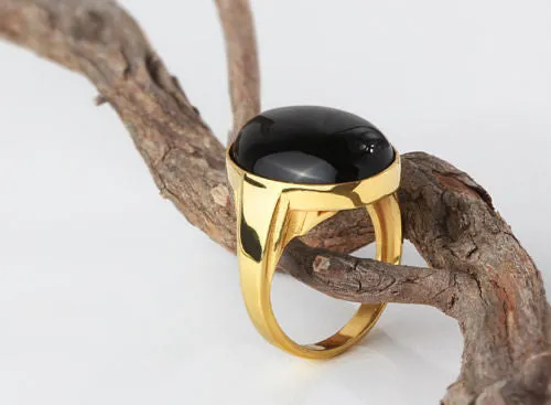 Men's Ring in 10k Yellow Gold with Black Onyx Stone