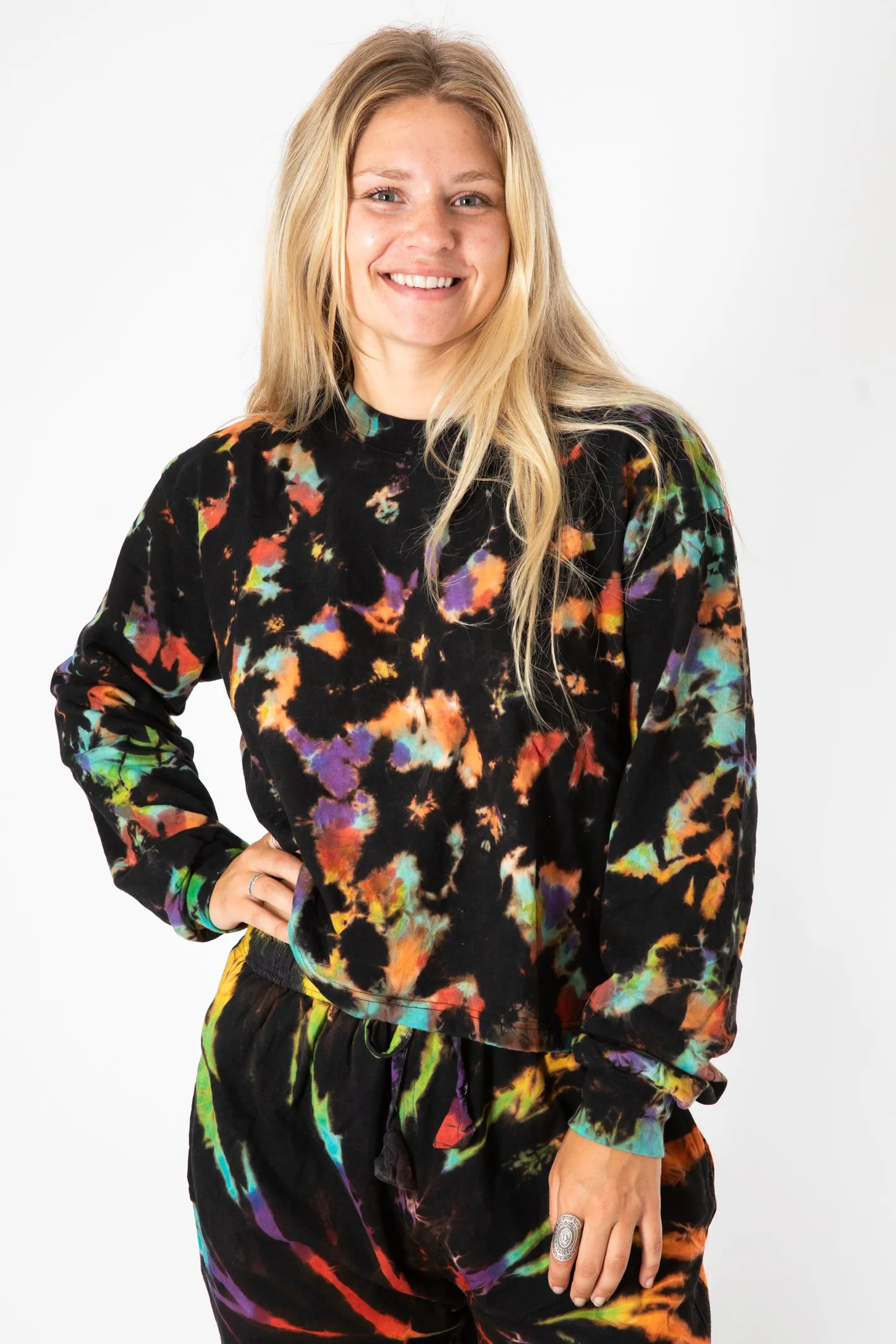 Narama Tie Dye Crop Sweatshirt