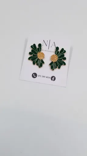 Nish Decor Flower Studs