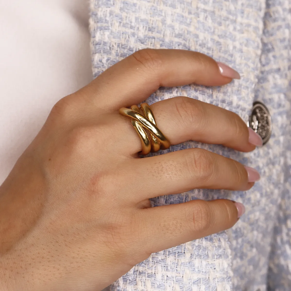 Overlap stripes Ring