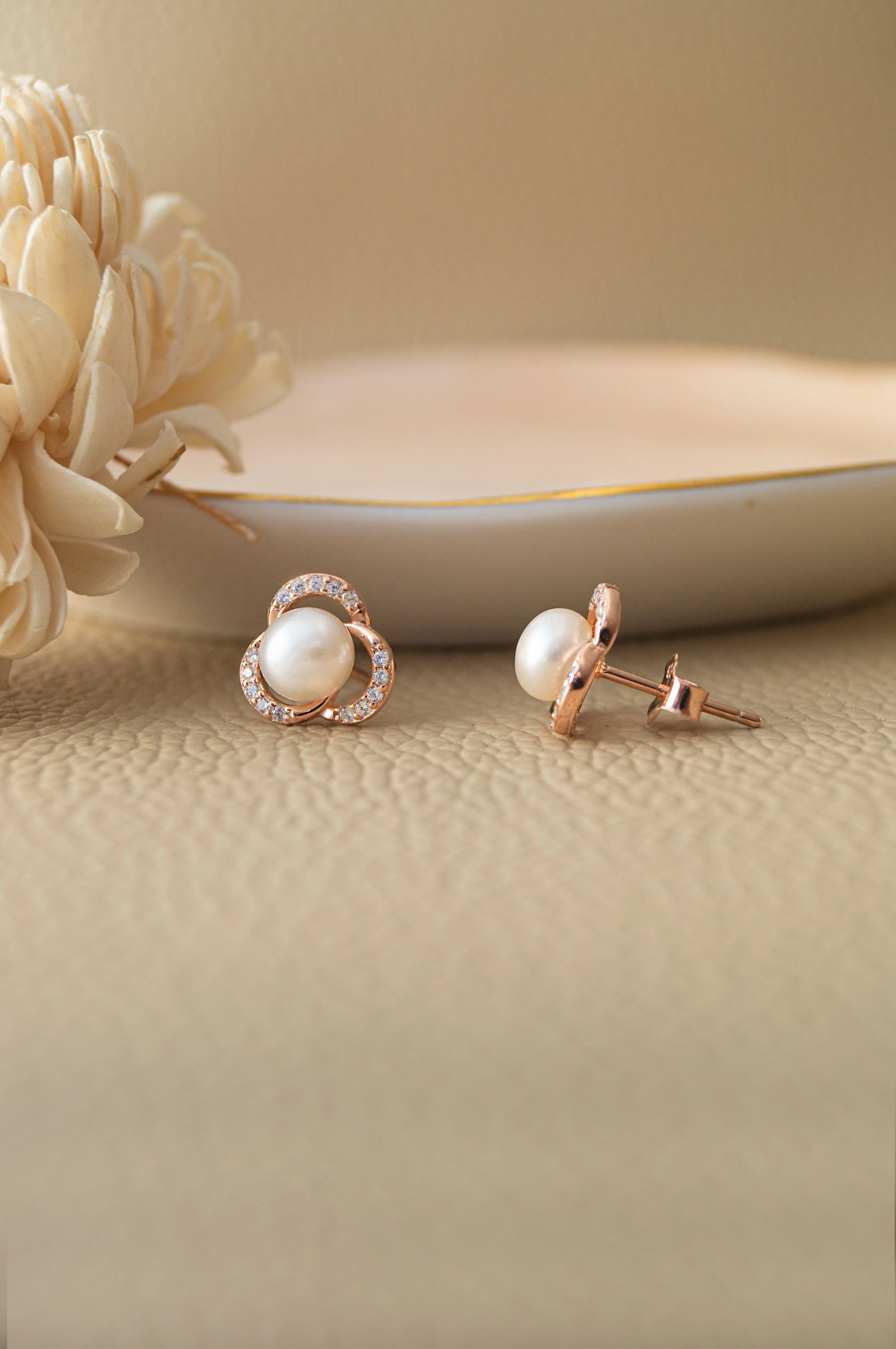 Pearl Enclosed Flower Sterling Silver Pendant Set